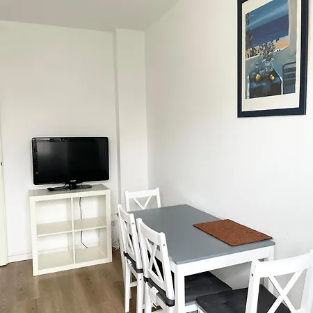 2-schlafzimmer-wohnung Mit Parkplatz-balkon-kueche- Garten, Nahe Dus Airport, Messe * Duisburg