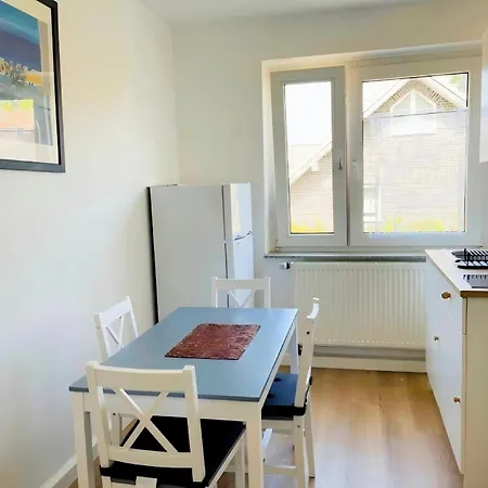 2-schlafzimmer-wohnung Mit Parkplatz-balkon-kueche- Garten, Nahe Dus Airport, Messe * Duisbourg